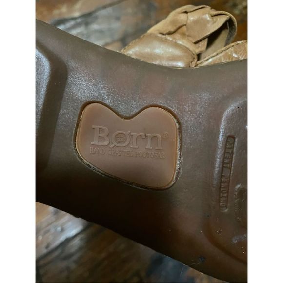 Born Sandal Womens 9 Tan Leather Flip Flop Bohemian Tan born b86802 - Picture 7 of 9